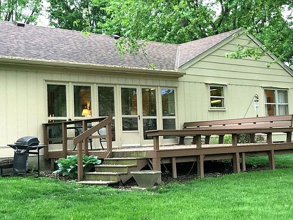 4th image of 1165 Yorkshire Dr
