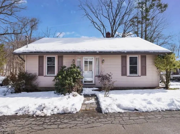 24 A Off Glenwild, Bloomingdale Boro, NJ 07403