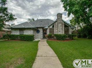 1610 Barclay Dr, Carrollton, TX 75007