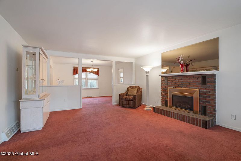 2nd image of 2649 Edgewood Avenue