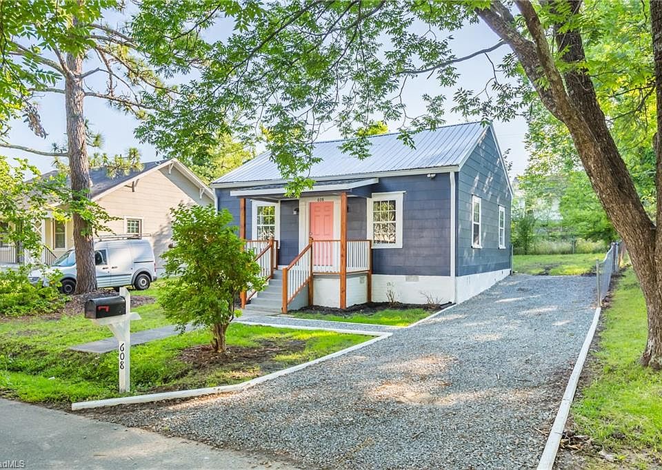 1st image of 608 Piedmont Way