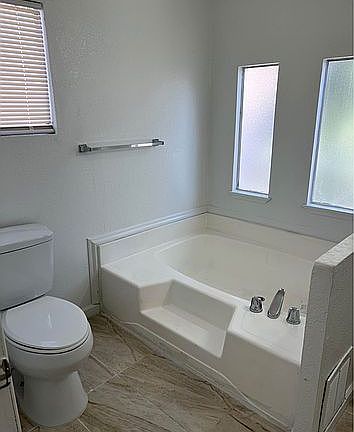 5th image of 543 N Lamb Blvd Trailer 73