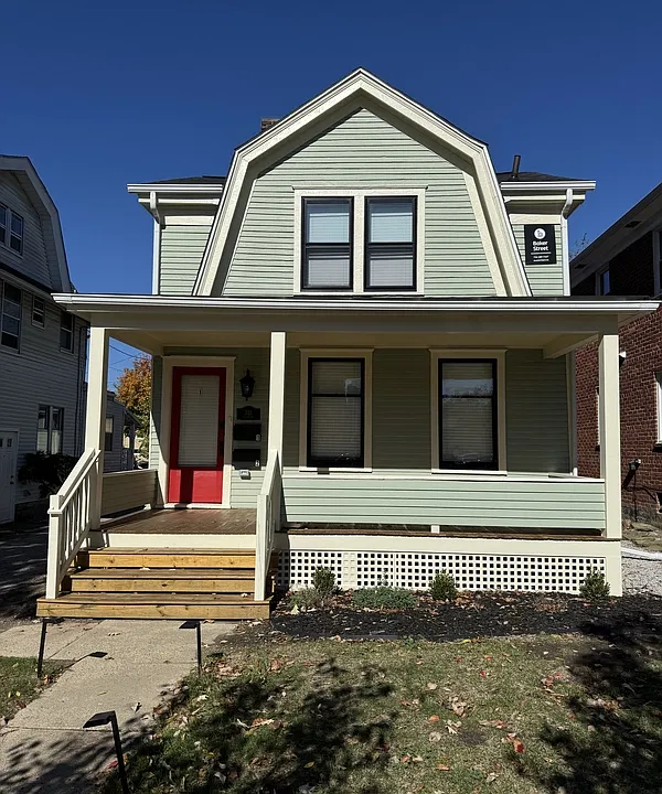 331 E Ann St #2