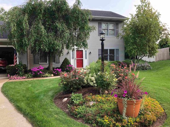7910 Moss Grove Pl, Fort Wayne, IN 46825