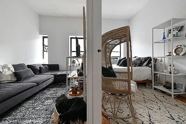 Building Photo - 150 Orchard St #1