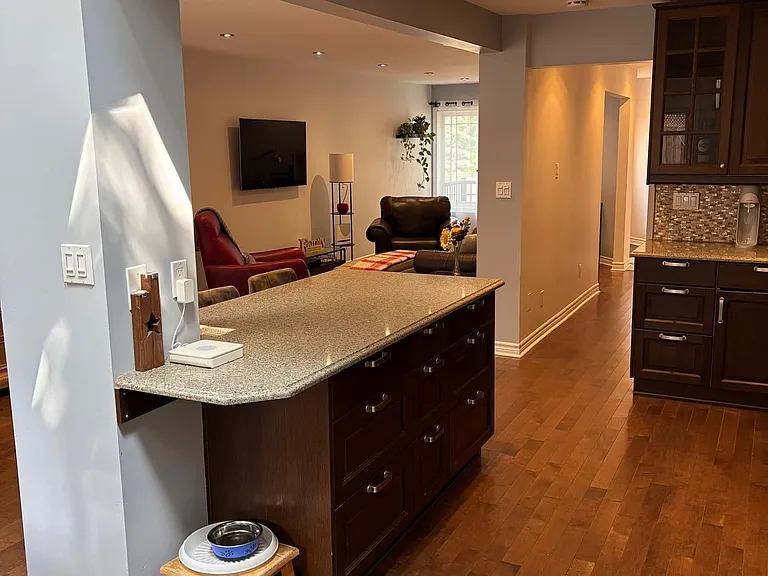 6 Joanna Cres — Photo 10