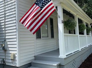 64 Madison St, Commerce, GA 30529