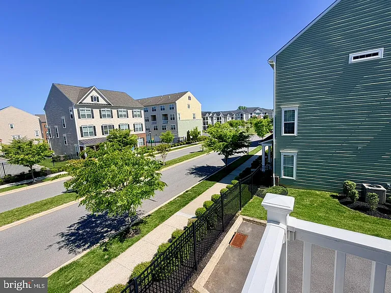 3744 Green St — Photo 35