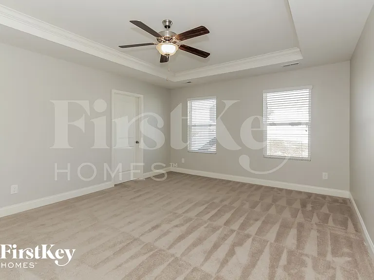 9324 Sloan Forest Dr — Photo 8