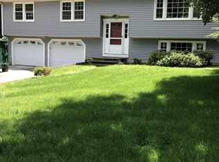 1 Stacey Rd, Norfolk, MA 02056