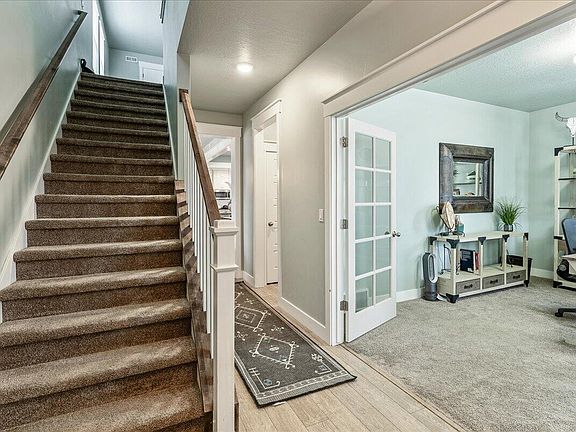 5th image of 2052 W Phillips St