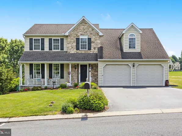 4 Laurel Ridge Ln, Lititz, PA 17543