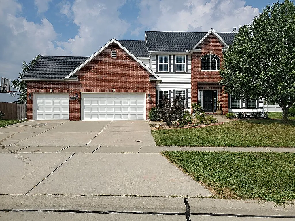 1705 S Orchard Dr photo 1