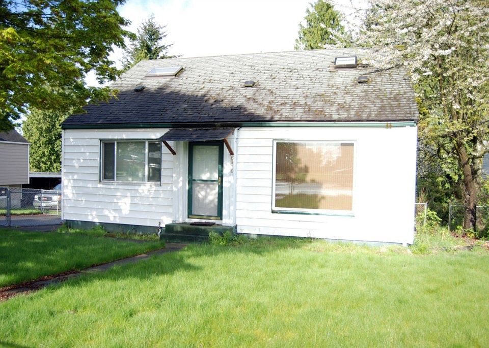 1st image of 6916 Berkshire Dr