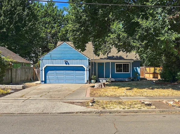 438 NE Flint St, Grants Pass, OR 97526
