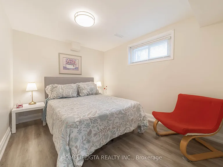 8 Laxford Ave — Photo 21