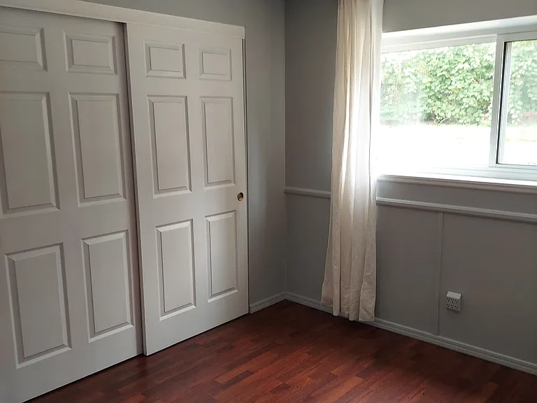 Downstairs bedroom #1
