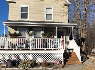 27 S Mast St, Goffstown, NH 03045