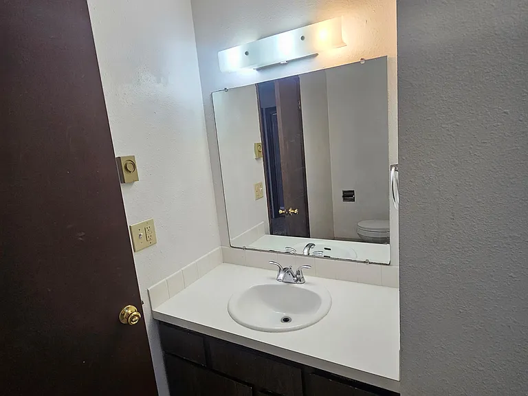 2830 N Julia St #A — Photo 9