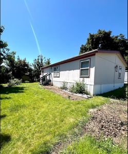 3920 E Center Rd TRAILER 20, Mead, WA, 99021