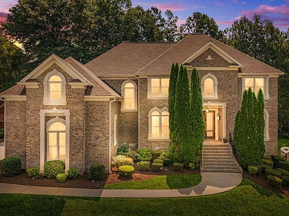 2nd image of 4528 Mossey Dr