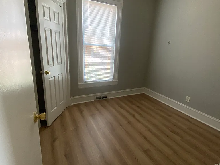 432 E Main St #438 — Photo 4