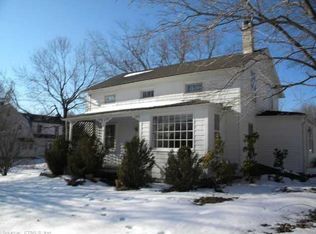 62 Gay St, Sharon, CT 06069