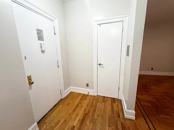 5th image of 1921 Avenue K APT B10