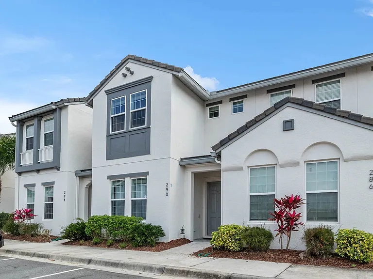 290 Captiva Dr — Photo 30