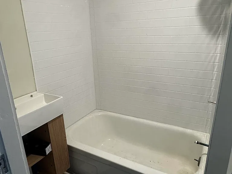 34 Spring St #2 — Photo 8