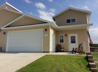 301 Will Ct SE, Mandan, ND 58554