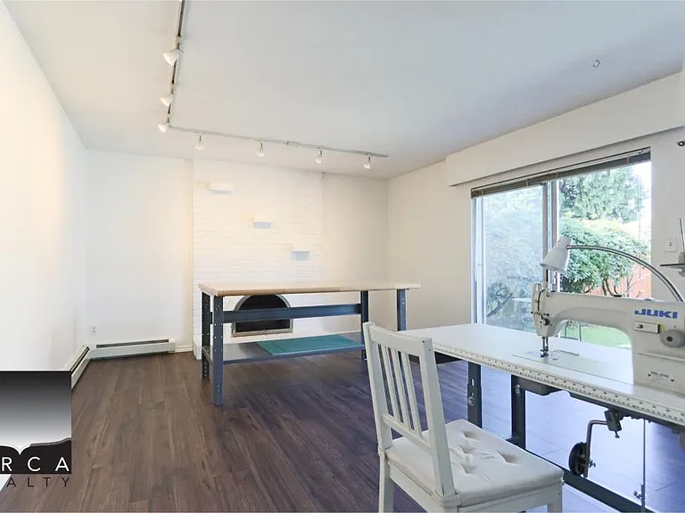 6400 Dakota Dr — Photo 14