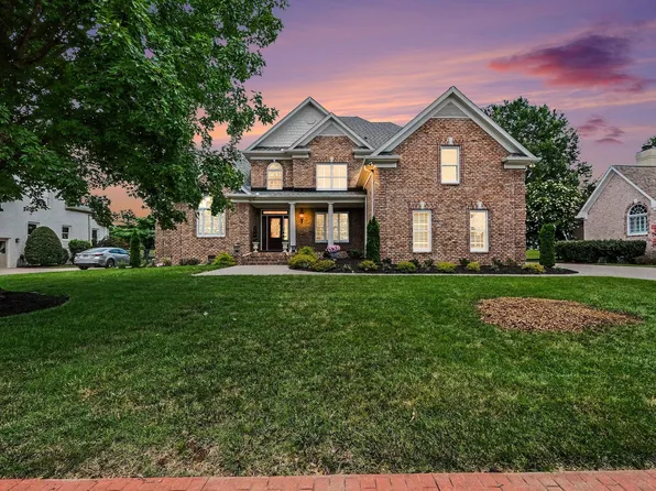 936 Plantation Blvd, Gallatin, TN 37066