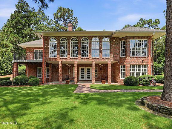 3rd image of 175 Brookhaven Road