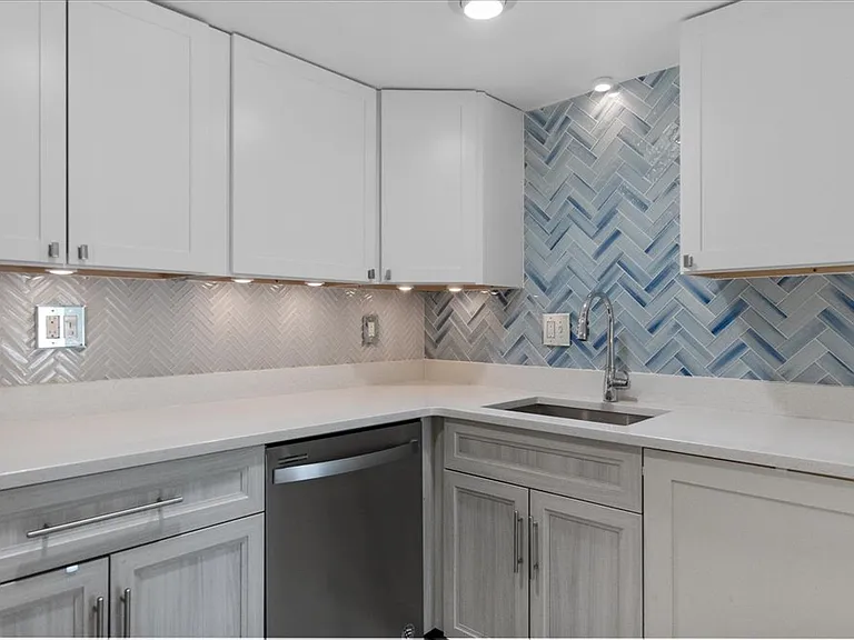 4800 Ocean Beach Blvd #226 — Photo 13