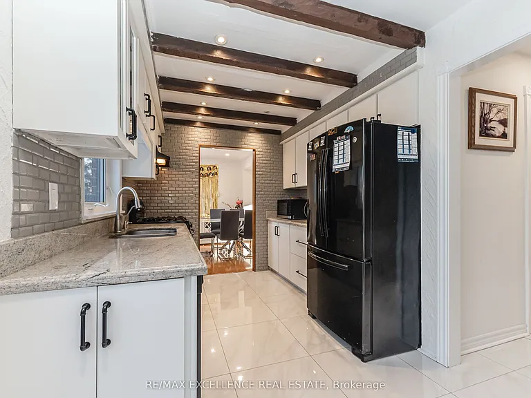 2962 Saint Malo Cir — Photo 4