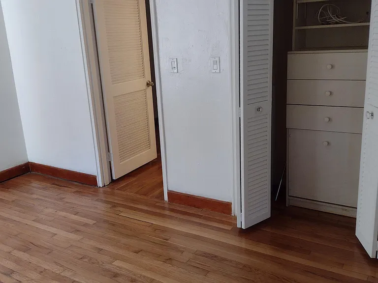 42 Almeria Ave — Photo 4