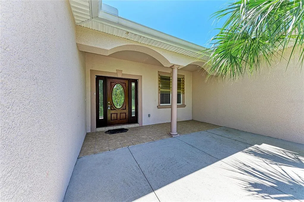 3 bed, 2.0 bath, 1731 sqft, $2,150 — Photo 4