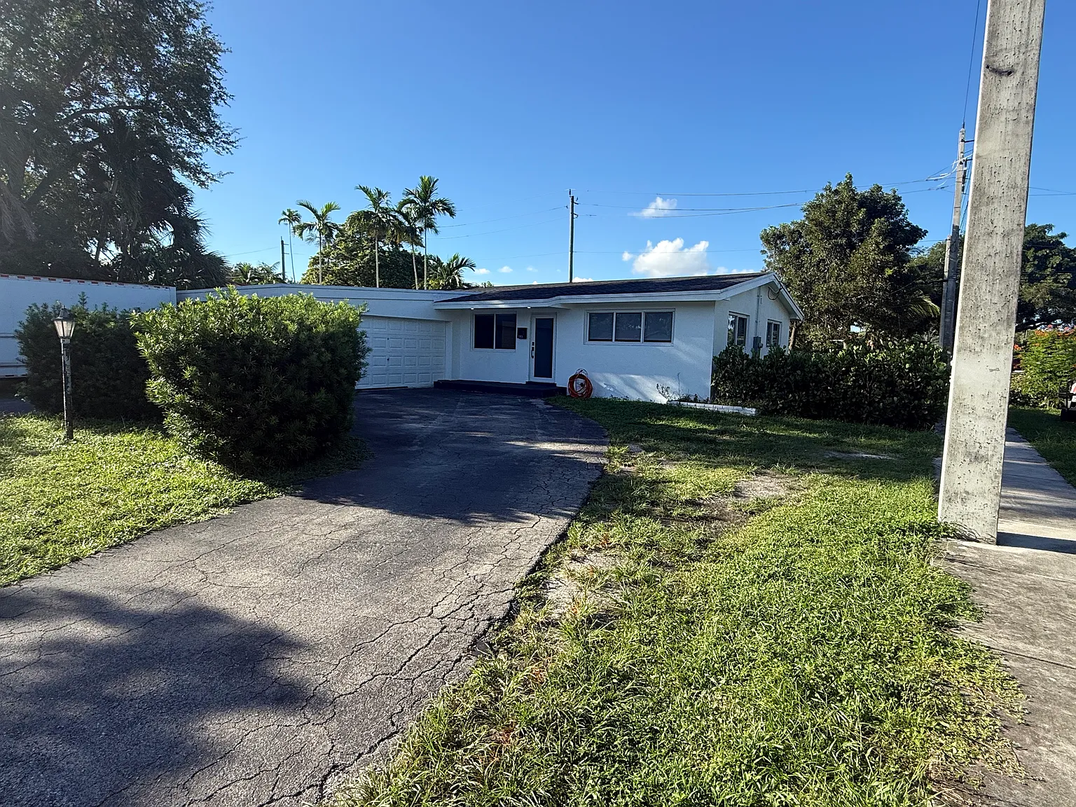 3 bed, 1725 sqft, $4,250 — Photo 1