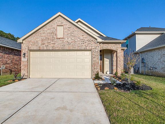 2nd image of 22650 Rosebush Hill Rd