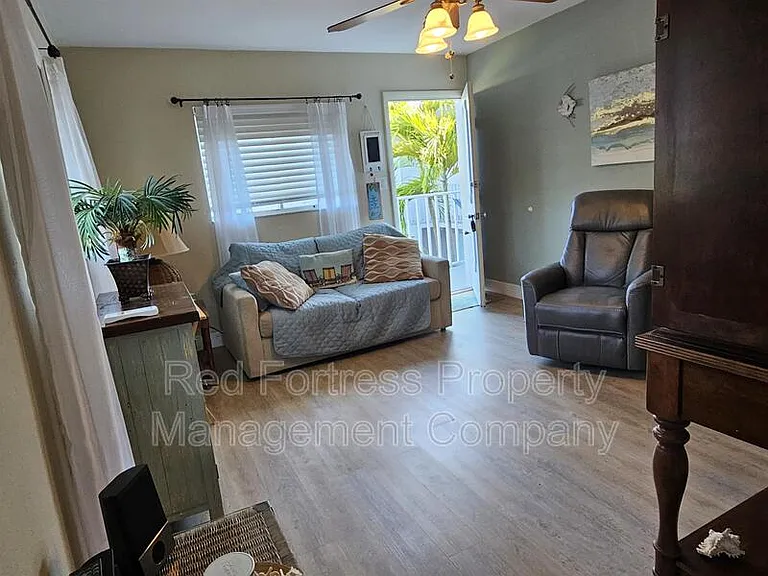 8127 Country Rd #206 — Photo 8