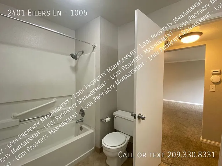 2401 Eilers Ln #1005 — Photo 10