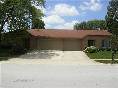 1st image of 4939 Foxdale Dr