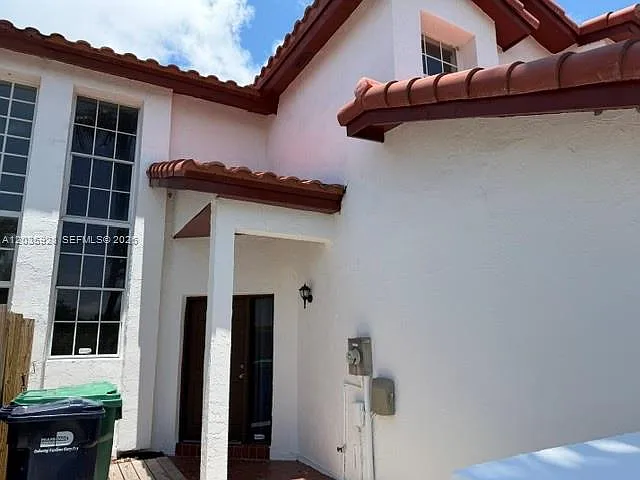 20910 SW 81st Pl — Photo 2