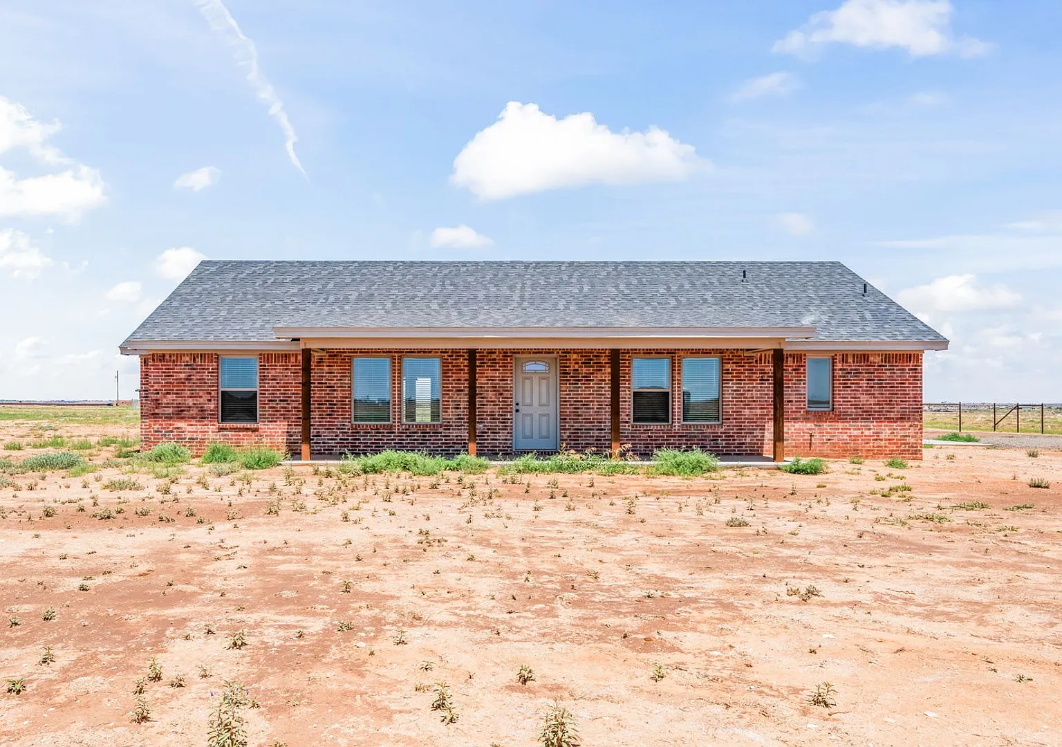 Country Living In Slaton ISD! — Photo 1
