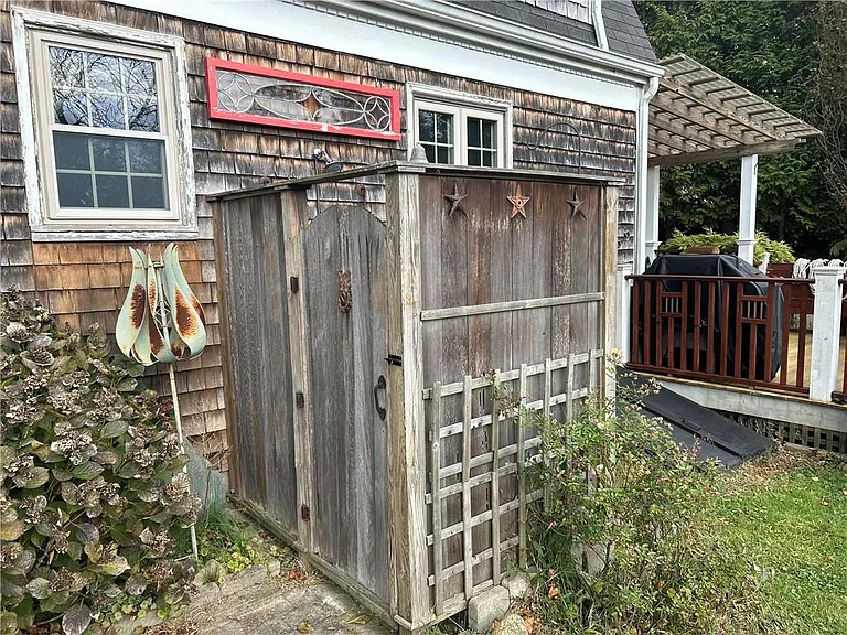 7 Boulevard E — Photo 17