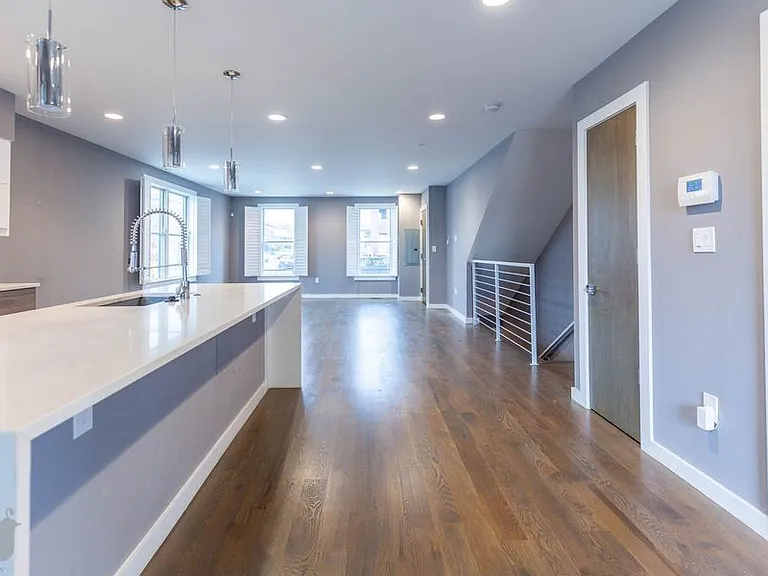1330 Montello Ave NE #1 — Photo 14