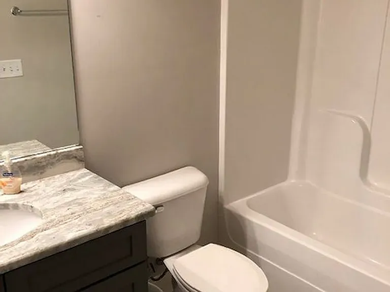 410 Walker Cir — Photo 14