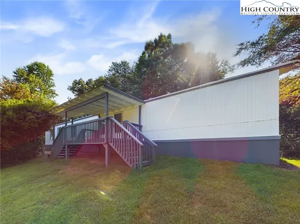 2135 Icard Ridge Road, Taylorsville, NC 28681