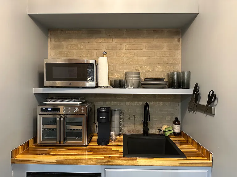 63 Grove St #F — Photo 15